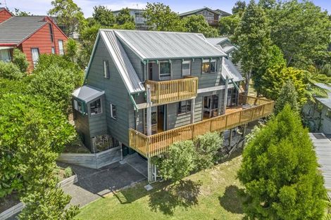 Photo of property in 5 Malters Place, Browns Bay, Auckland, 0630