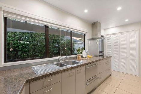 Photo of property in 2/25 Onepoto Road, Hauraki, Auckland, 0622