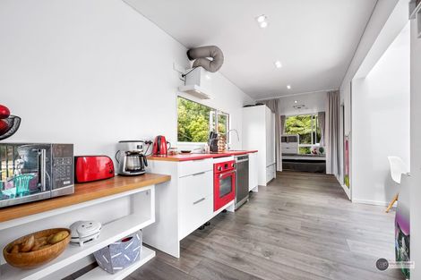 Photo of property in 51 Raukawa Street, Stokes Valley, Lower Hutt, 5019