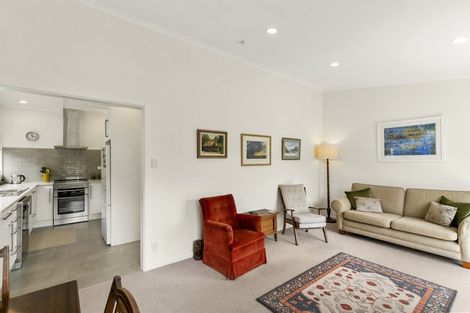 Photo of property in 95b Warwick Street, Wilton, Wellington, 6012