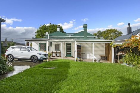 Photo of property in 24 First Avenue, Avenues, Whangarei, 0110