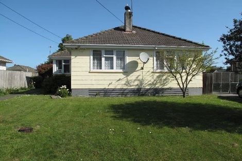 Photo of property in 27 Auburn Avenue, Upper Riccarton, Christchurch, 8041