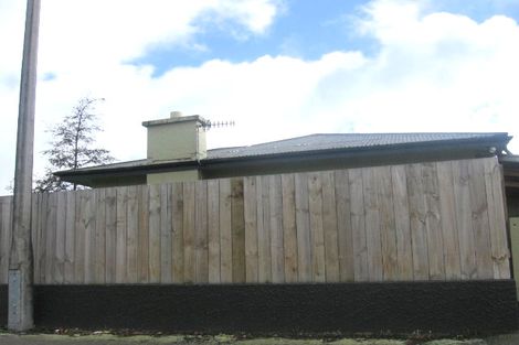 Photo of property in 1 Liverpool Street, Takaro, Palmerston North, 4412