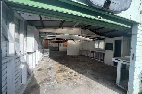 Photo of property in 61 Torino Street, Point England, Auckland, 1072