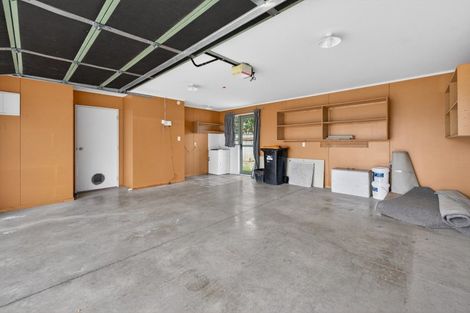 Photo of property in 42 Brooklyn Heights Drive, Kelvin Grove, Palmerston North, 4414