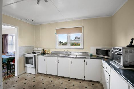 Photo of property in 155 Seaview Road, Westown, New Plymouth, 4310