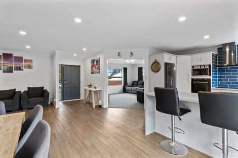 Photo of property in 4 Diomede Glade, Flagstaff, Hamilton, 3210