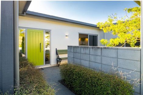 Photo of property in 3 Esk View Road, Eskdale, Napier, 4182