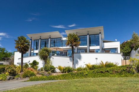 Photo of property in 26 Overdale Drive, Cashmere, Christchurch, 8022