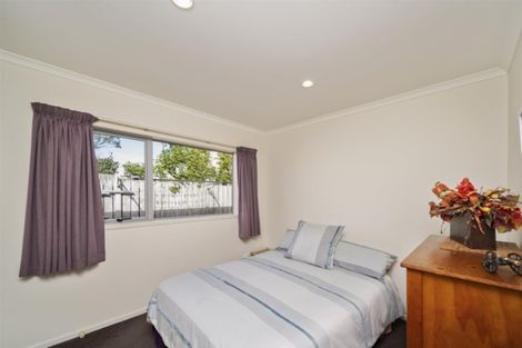 Photo of property in 12a Collins Street, Hawera, 4610