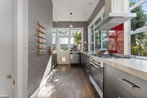 Photo of property in 20 Hargest Crescent, Saint Kilda, Dunedin, 9012