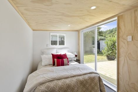 Photo of property in 39 Peck Street, Taita, Lower Hutt, 5011