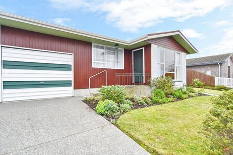 Photo of property in 2/1 Larkhill Place, Russley, Christchurch, 8042