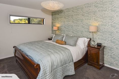 Photo of property in 64b Heathcote Road, Castor Bay, Auckland, 0620