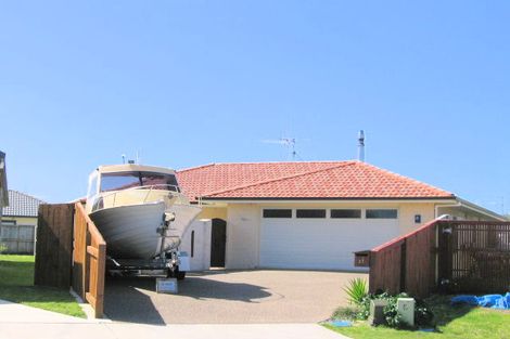 Photo of property in 27 Madeleine Terrace, Papamoa Beach, Papamoa, 3118