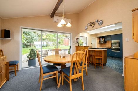 Photo of property in 8 Denholm Road, Hospital Hill, Napier, 4110