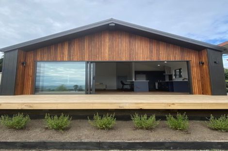 Photo of property in 37 Pacific Parade, Army Bay, Whangaparaoa, 0930