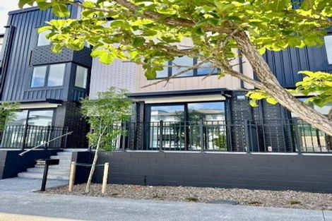 Photo of property in 10/19 Windlass Street, Long Bay, Auckland, 0630