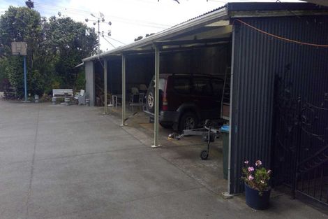 Photo of property in 18 Arthur Road, Paraite, New Plymouth, 4373