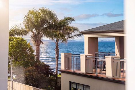 Photo of property in 40a The Esplanade, Eastern Beach, Auckland, 2012