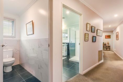 Photo of property in 5 Nautique Place, Waikawa, Picton, 7220