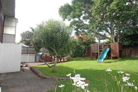 Photo of property in 17 Tercel Place, Sunnyhills, Auckland, 2010