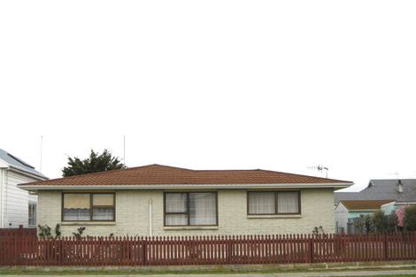 Photo of property in 1/900 Eaton Road, Saint Leonards, Hastings, 4120