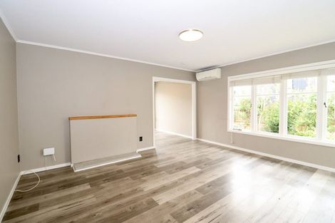 Photo of property in 108 Kervil Avenue, Te Atatu Peninsula, Auckland, 0610