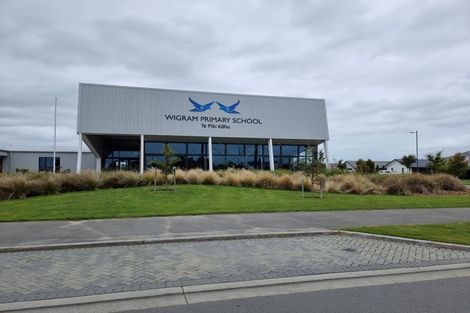 Photo of property in 33 Kittyhawk Avenue, Wigram, Christchurch, 8042