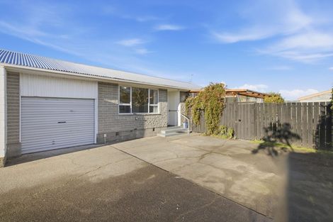 Photo of property in 2/154 Warren Crescent, Hillmorton, Christchurch, 8025