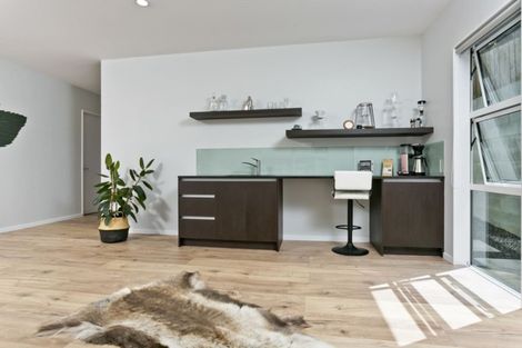 Photo of property in 29a Normanton Street, Glenfield, Auckland, 0629