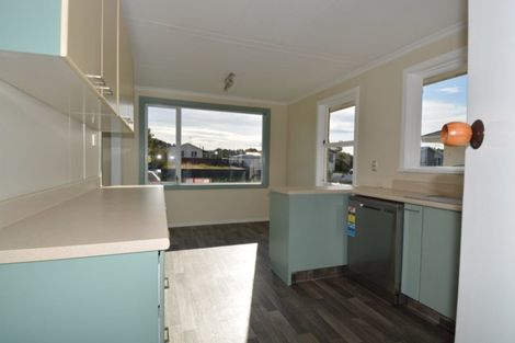 Photo of property in 35 Lauder Crescent, Heidelberg, Invercargill, 9812