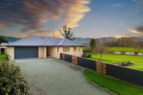 Photo of property in 17 Bond Street, Waimate, 7924