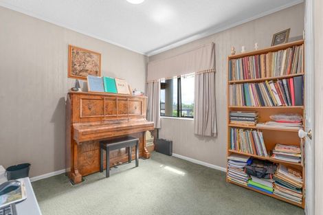 Photo of property in 11 Ben Lomond Place, Nawton, Hamilton, 3200