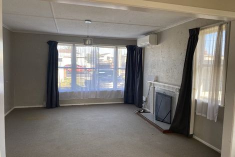 Photo of property in 8 Chorley Avenue, Massey, Auckland, 0614