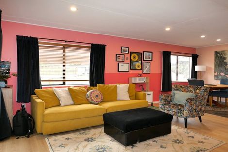 Photo of property in 95a Renown Road, Raumati South, Paraparaumu, 5032