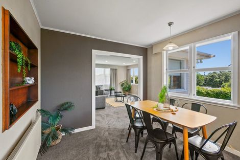 Photo of property in 62 Huatoki Street, Vogeltown, New Plymouth, 4310