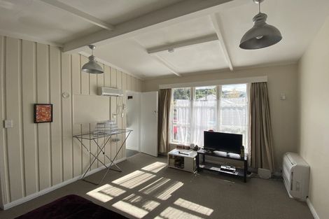 Photo of property in 8/93 Waikawa Road, Picton, 7220