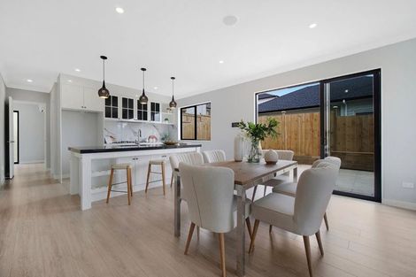 Photo of property in 1 Kate Duncan Drive, Swanson, Auckland, 0614