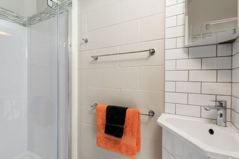 Photo of property in 9b Milton Terrace, Picton, 7220