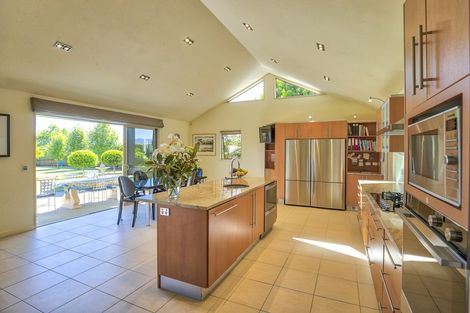 Photo of property in 17 Foxglove Heights, Wanaka, 9305