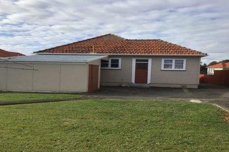 Photo of property in 8 Lincoln Place, Levin, 5510