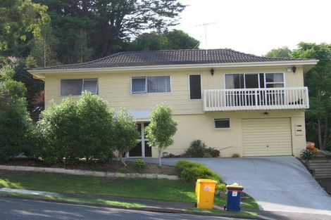 Photo of property in 9 Newstead Avenue, Browns Bay, Auckland, 0632