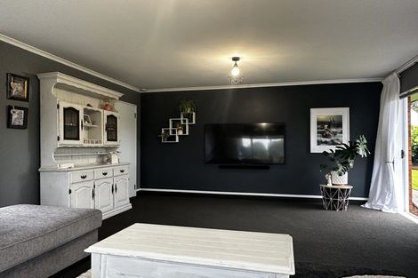 Photo of property in 6 Hampton Place, Springvale, Whanganui, 4501