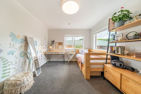 Photo of property in 7 Carlow Grove, Birchville, Upper Hutt, 5018