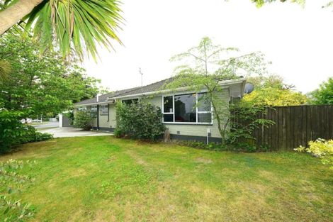 Photo of property in 116 Kendal Avenue, Burnside, Christchurch, 8053