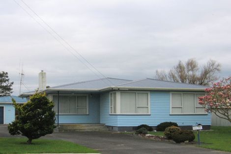 Photo of property in 82 Cook Street, Foxton, 4814