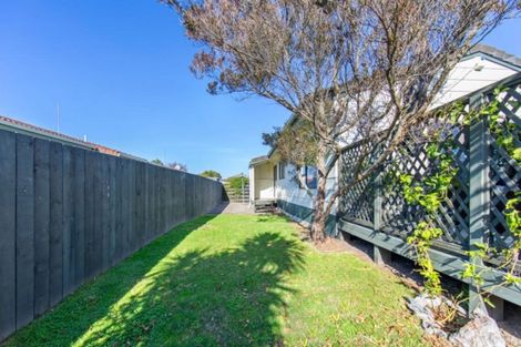 Photo of property in 20b Topaz Drive, Papamoa Beach, Papamoa, 3118