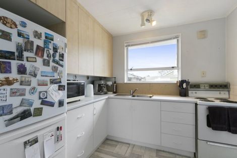 Photo of property in 252a Wellington Road, Wainuiomata, Lower Hutt, 5014