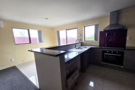 Photo of property in 63 Alabaster Drive, Papatoetoe, Auckland, 2025